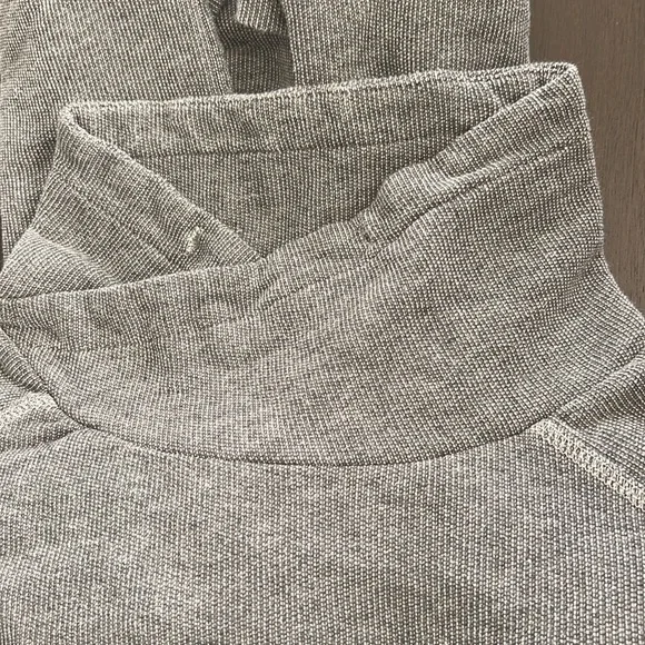 Hemoon Sweatshirt/Sweater-Size Youth Small - Picture 2 of 7